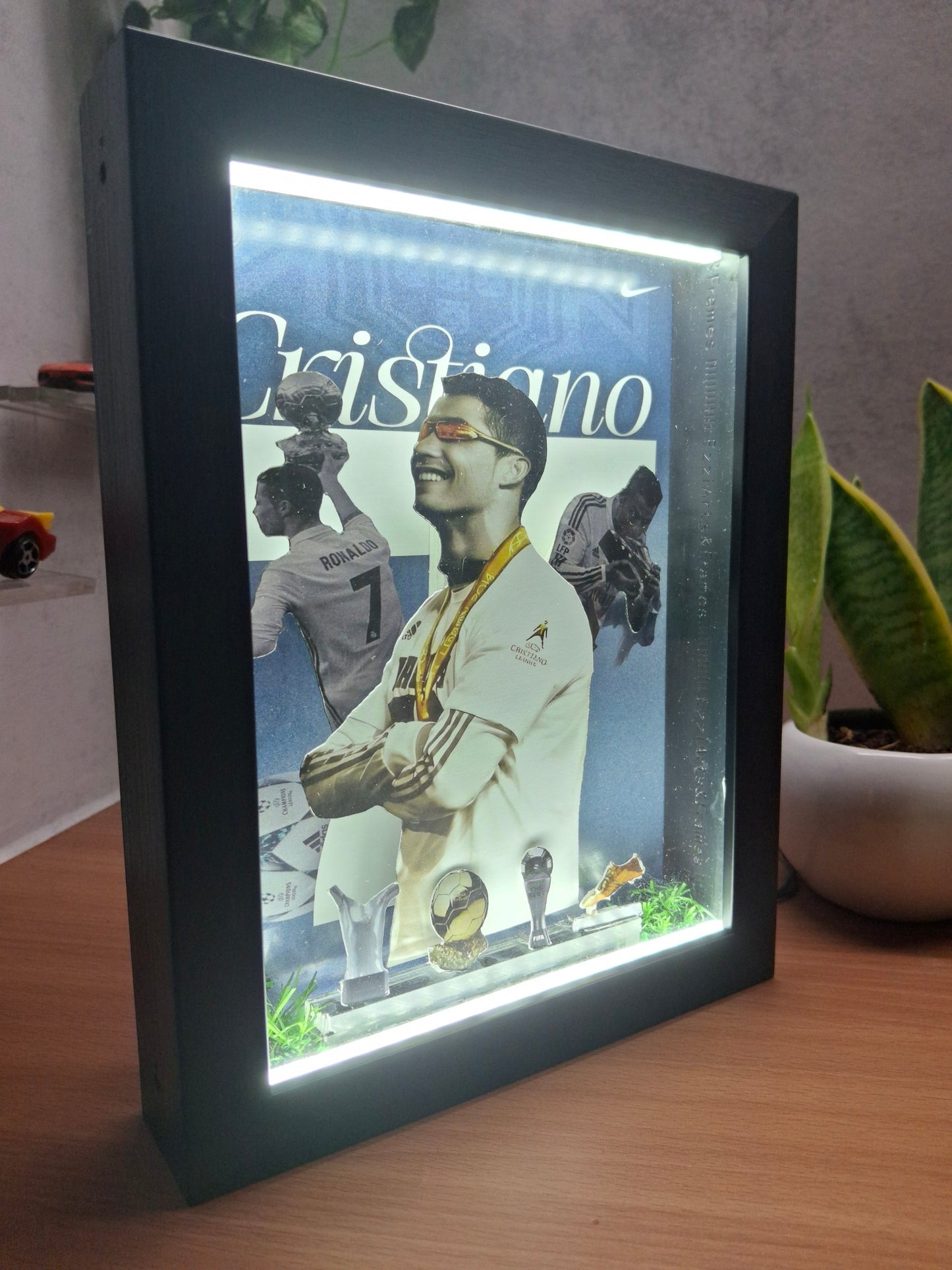 CR7 101 | 3D LED FRAME